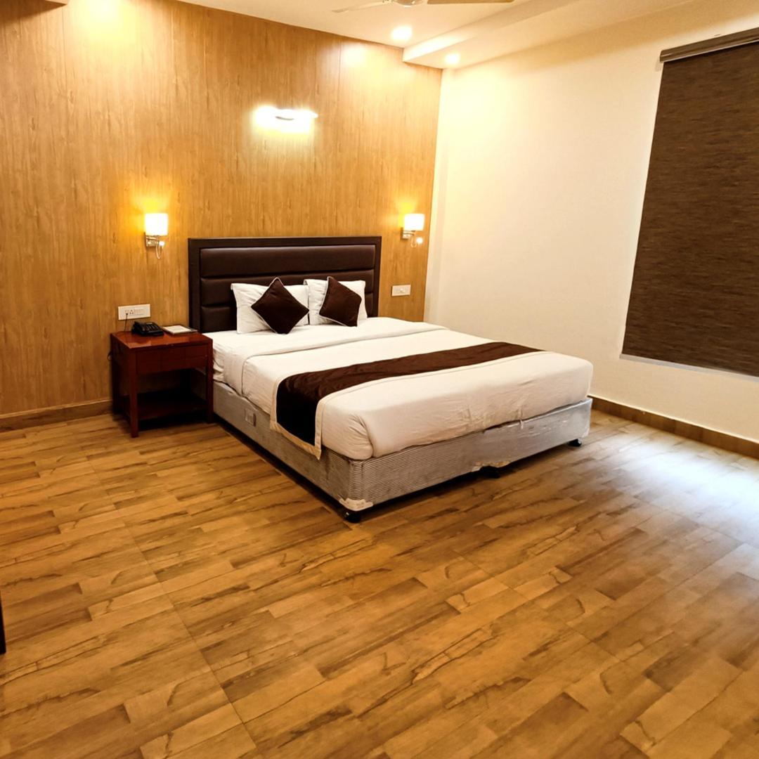 The Ved Mantra Hotel Gwalior Exterior photo